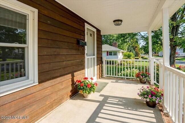 Photo - 28 Sedgwick St