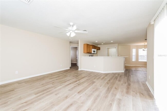 Photo - 480 Danube Dr