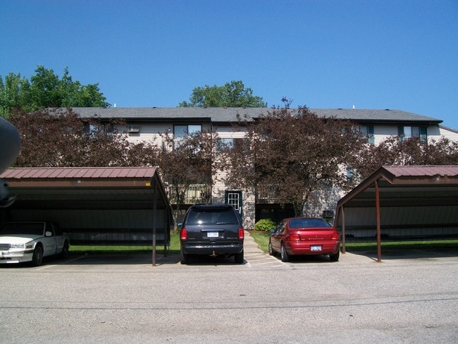 Building Photo - 3167 132nd Ave Unit 20