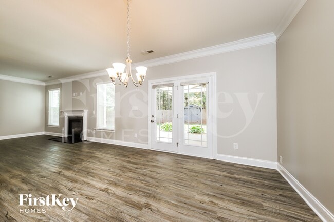 Photo - 136 Wintergreen Ct