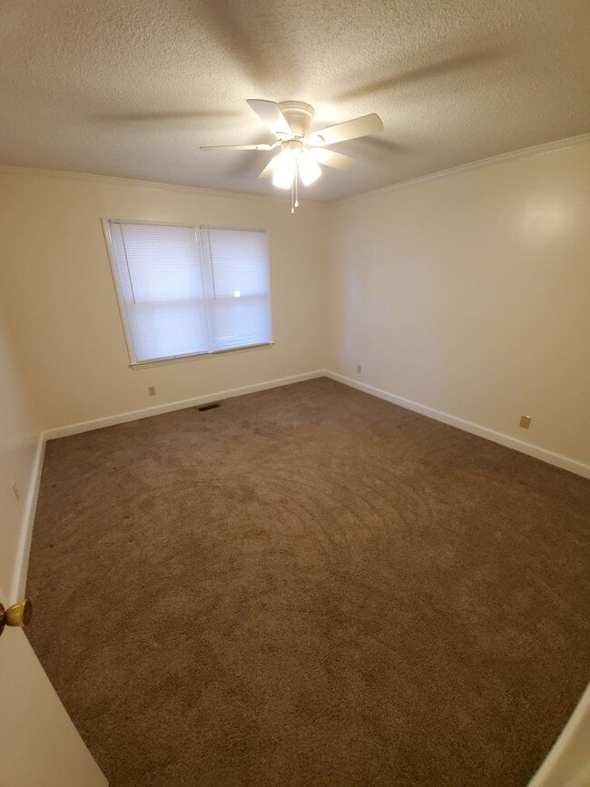 6051 Satterwhite