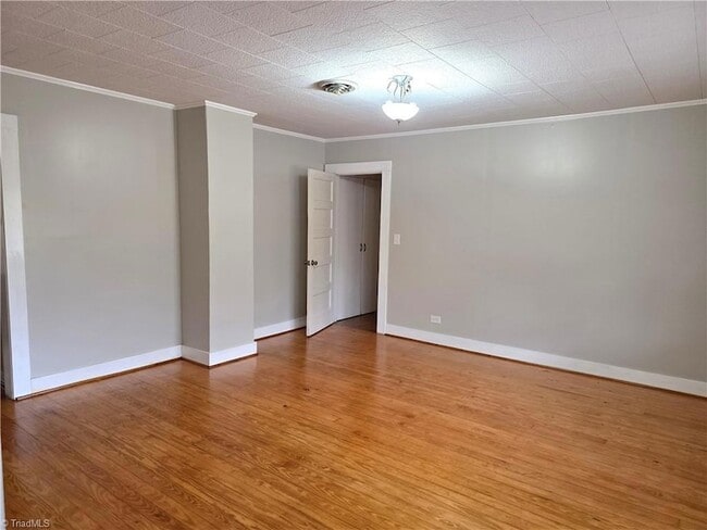 Photo - 816 Banner St