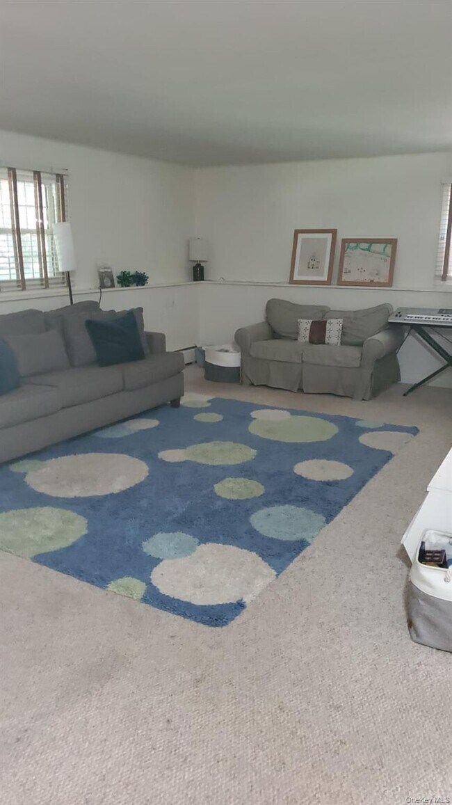 Photo - 12 Van Gogh Ln