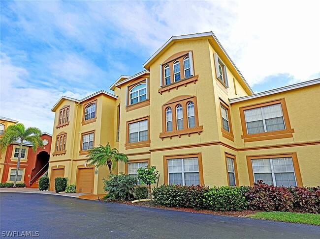 Photo - 15645 Ocean Walk Circle Unidad 116 Rental