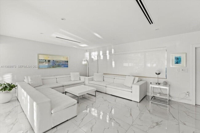 Photo - 12930 Oleander Rd