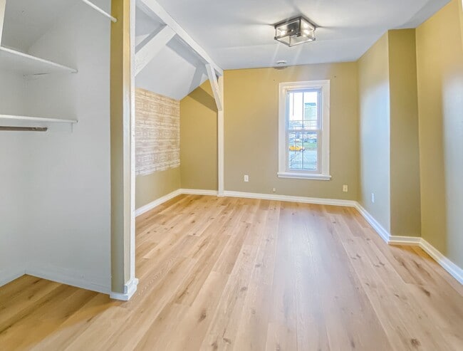 Photo - 209 Seward Ave NW Unit 2