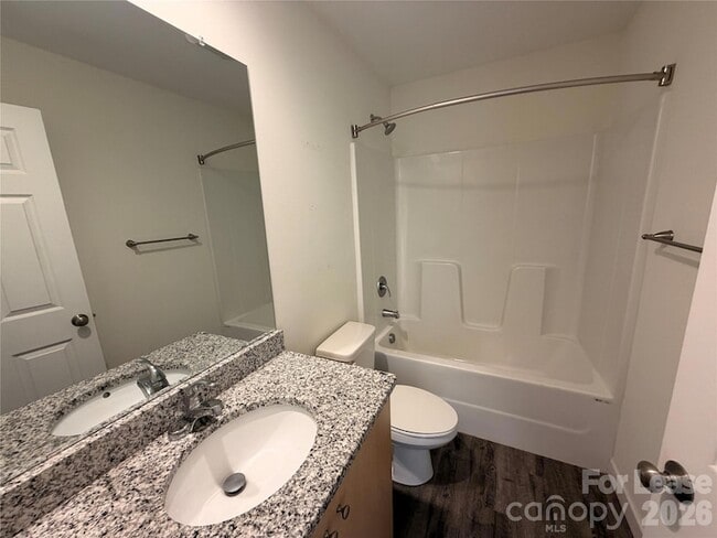 Photo - 4032 Eugene Dr