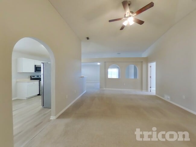 Photo - 7121 High Bluff Rd