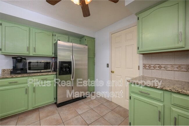 Photo - 8294 Whiteridge Cir