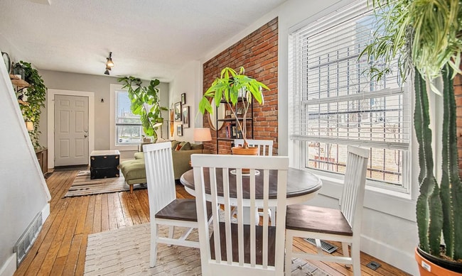 Photo - 121 E 8th Ave Unit 121