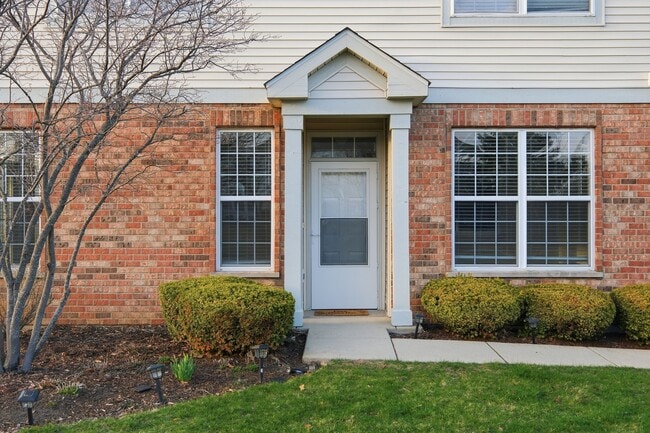 Photo - 1586 Millbrook Dr