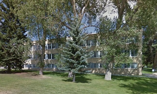 Building Photo - 548 15th St