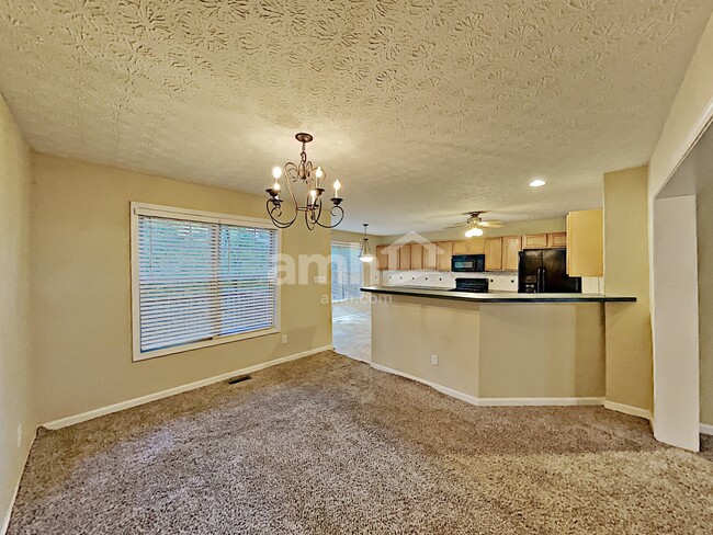 Photo - 292 Ridgestone Way SW