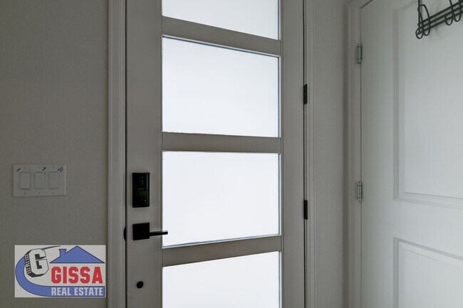 Photo - 1.5 year old townhome with 3 bedrooms, 2 1/2 bathrooms, 2-car garage at Victory Ridge available NOW!