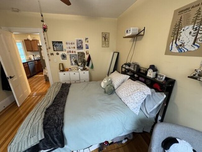 Photo - No Brokers Fee, No Last Month Rent, In Unit Washer and Dryer, Recently Renovated Unit.