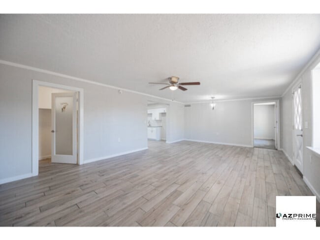 Photo - Stylish 3/2 Mesa House!