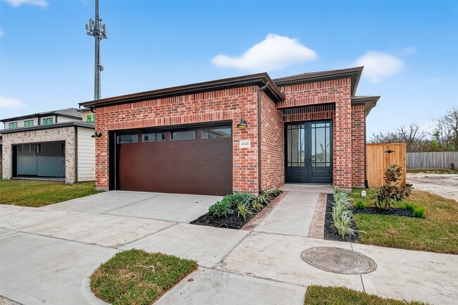 Photo - 4340 Avron Dr