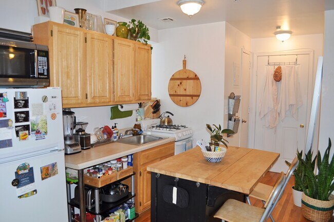 Photo - 1710 Newkirk Ave Apartment Unit 3A