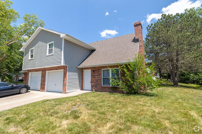 Building Photo - 1912 Mirtle Grove Ct Rental