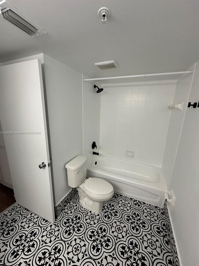 Photo - 2711 Ocean Club Blvd Unit 307