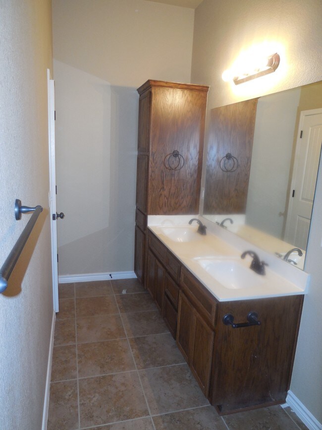 Photo - 613 Paseo Del Plata Unit A