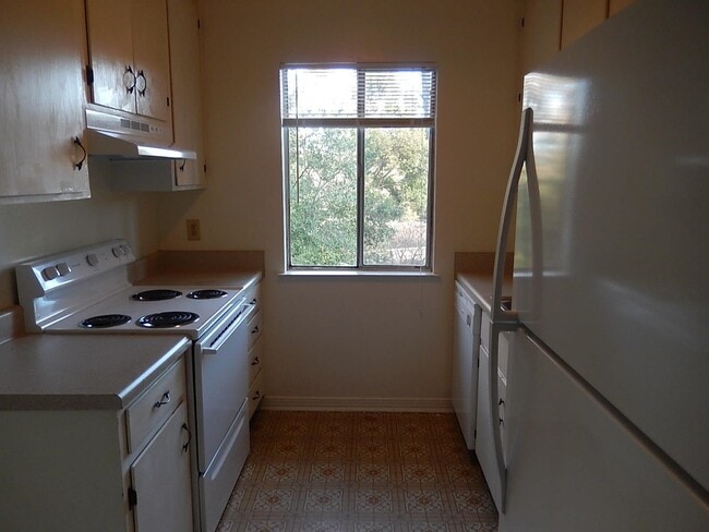 Photo - 1802 Salmon Dr