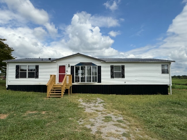 Building Photo - 170 Sadler Rd Rental