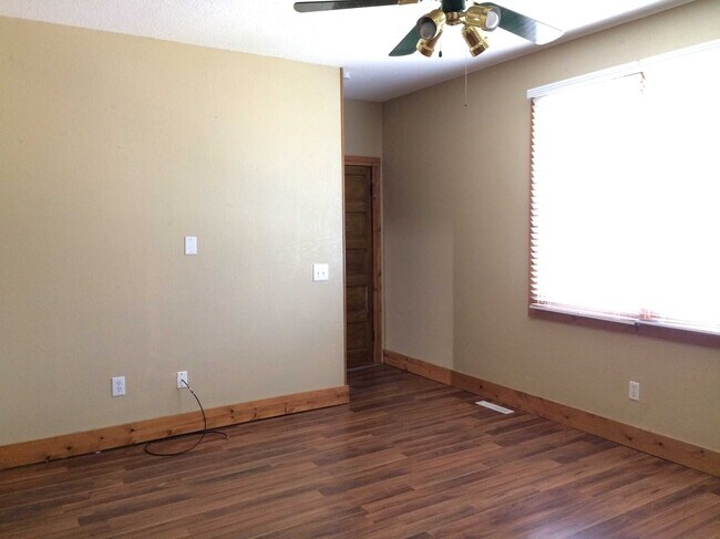 Photo - 1648 Finley St