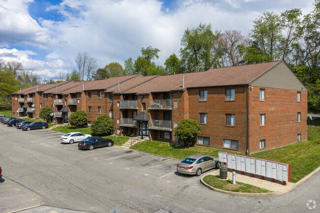 Building Photo - Bridgewater Apartments