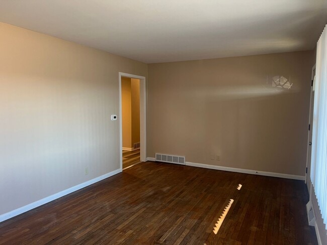 Photo - 5079 Byers Rd