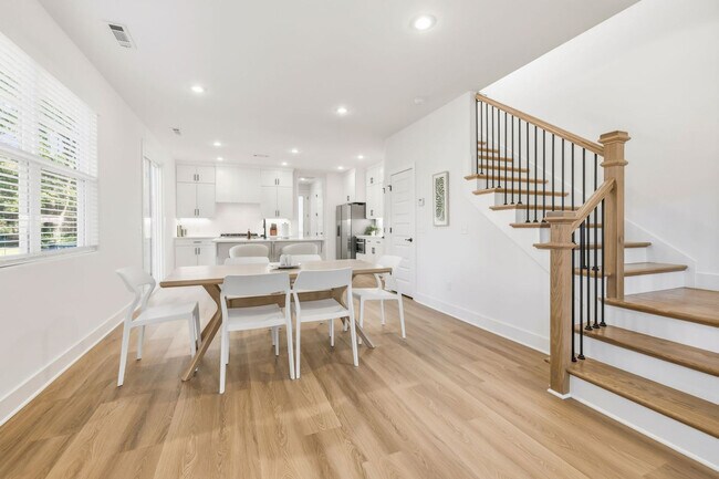 Photo - 1324 Van Buren Ave Unit ID1338734P