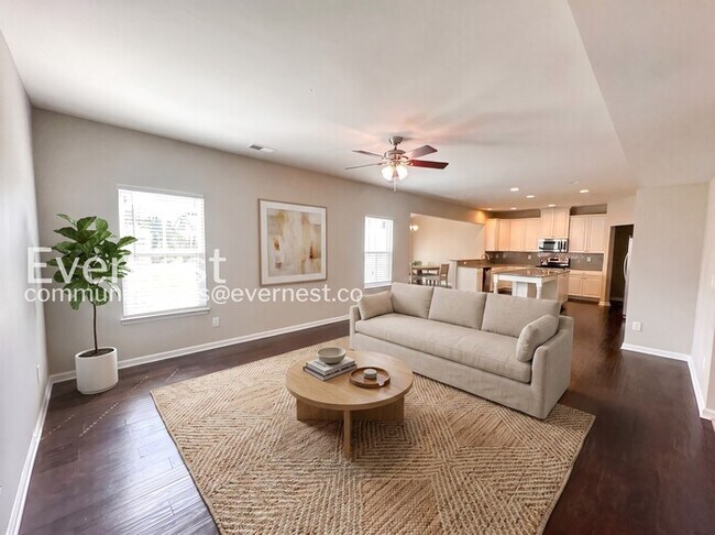 Photo - 206 Welcombe St
