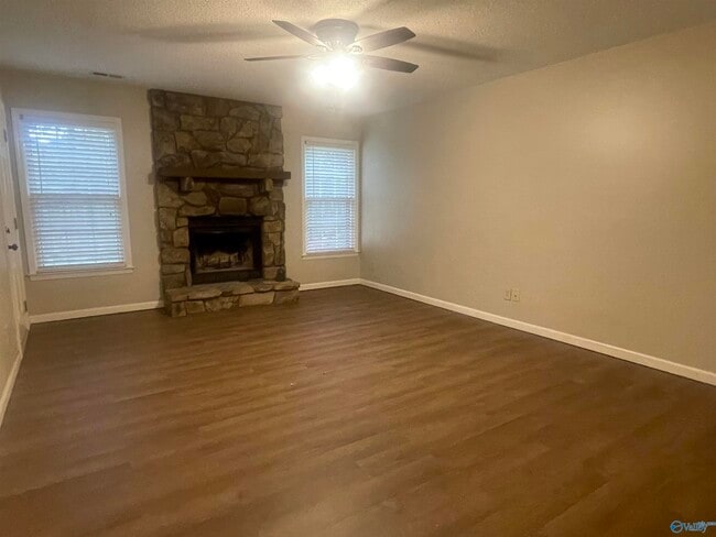 Photo - 1808 NW Hollytree Dr