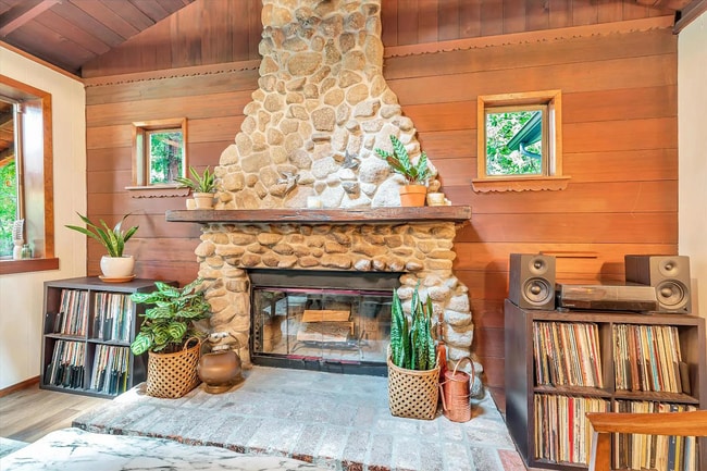 Picturesque Mountain retreat just 21 miles... - Picturesque Mountain retreat just 21 miles...