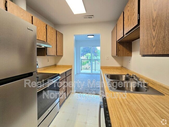 Building Photo - 9517 NE 180th St Rental