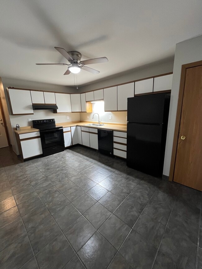 Photo - 1207 Pine Crest Ave