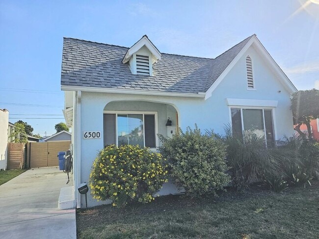 Photo - 6500 Arlington Ave