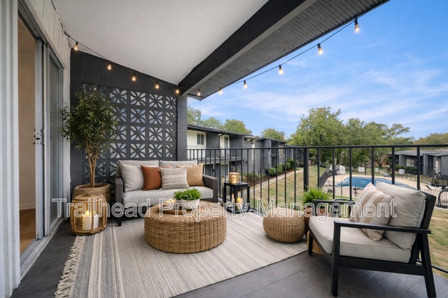 Photo - 8305 Lowell Ave