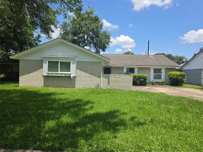 Photo - 7334 Darnell St