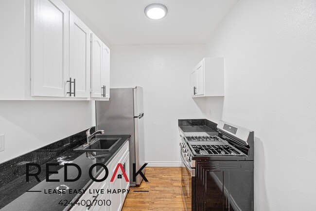 Photo - ~2 Months FREE~ Fantastic Studio with Stun... Unit 105