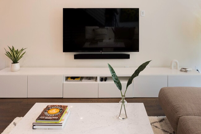 Photo - 611 N 46th St Apartamento Unidad ID1036022P