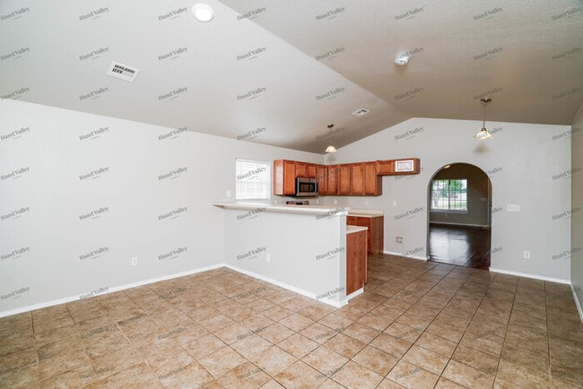 Photo - 20200 E 42nd St S