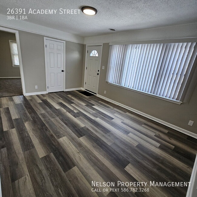 Photo - 26391 Academy St