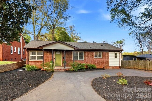 Photo - 1642 Washington Ave