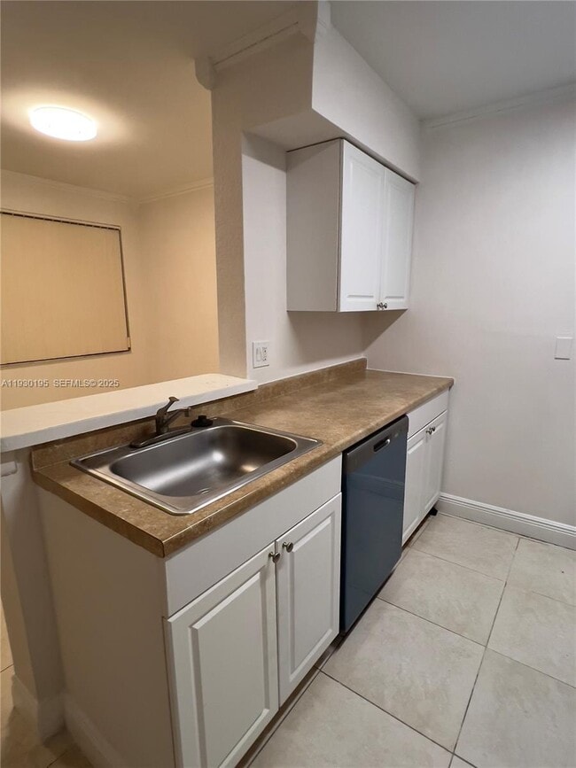 Photo - 2880 N Oakland Forest Dr Unit 107