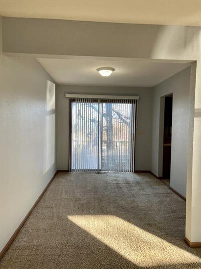 207 Country Villa Ln Apartment Unit 1 Saint Robert, MO