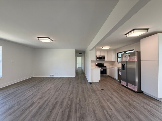 8418 Meadowbrook Dr