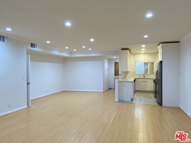 Photo - 12130 W Ohio Ave