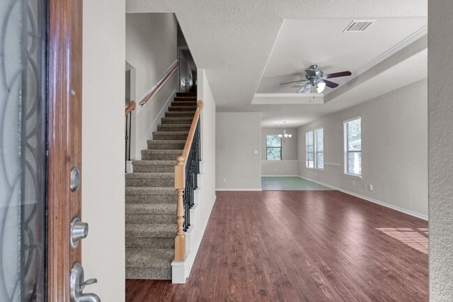 Photo - 130 April Cove