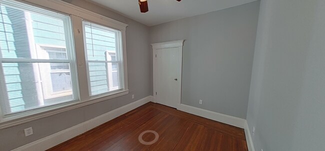 Photo - 739 Parker St Unidad 1